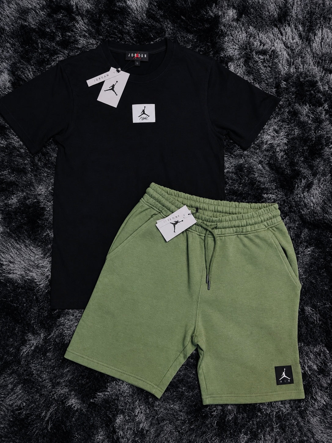 CONJUNTO SHORT Y POLERA