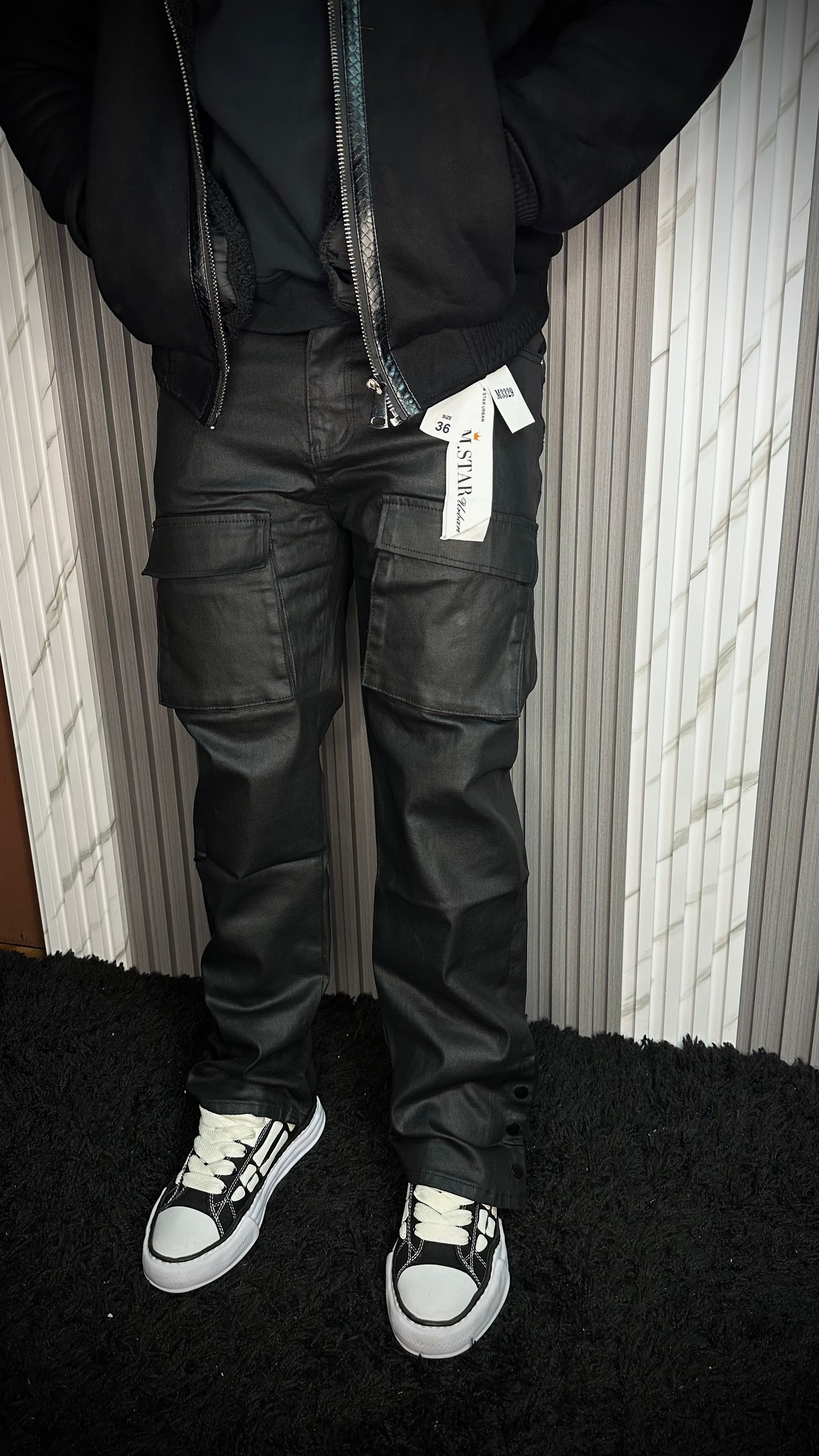 FLARE JEANS ECO CUERO